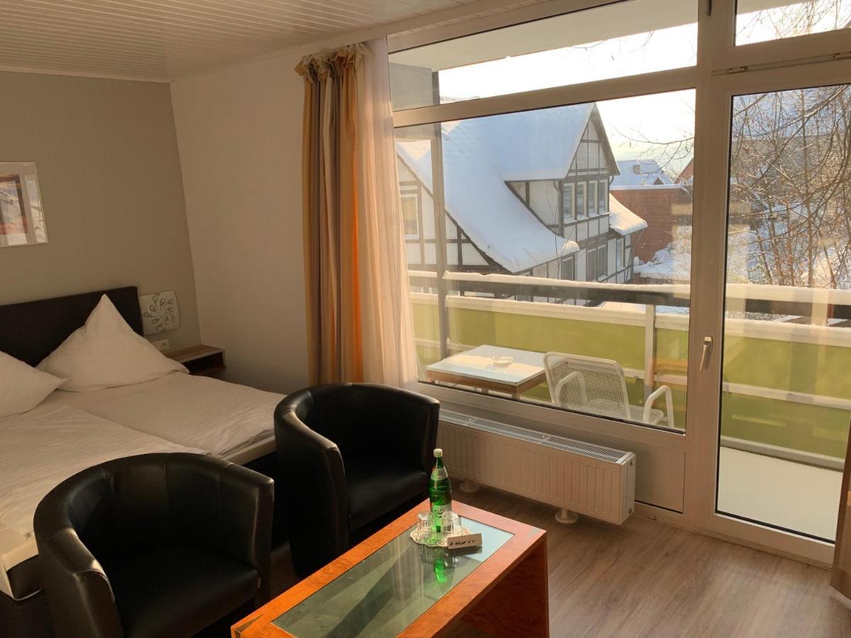 Hotel Martina Бад-Зоден-Аллендорф Экстерьер фото