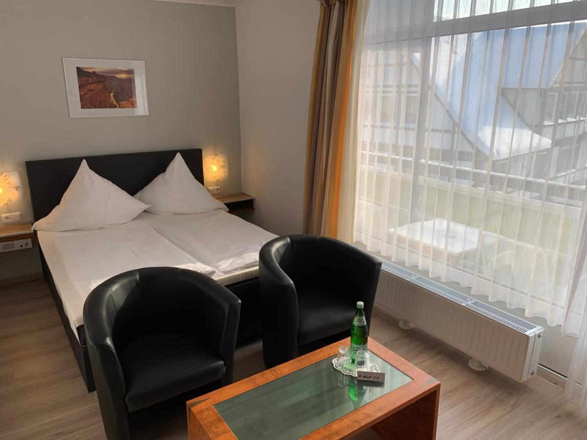 Hotel Martina Бад-Зоден-Аллендорф Экстерьер фото