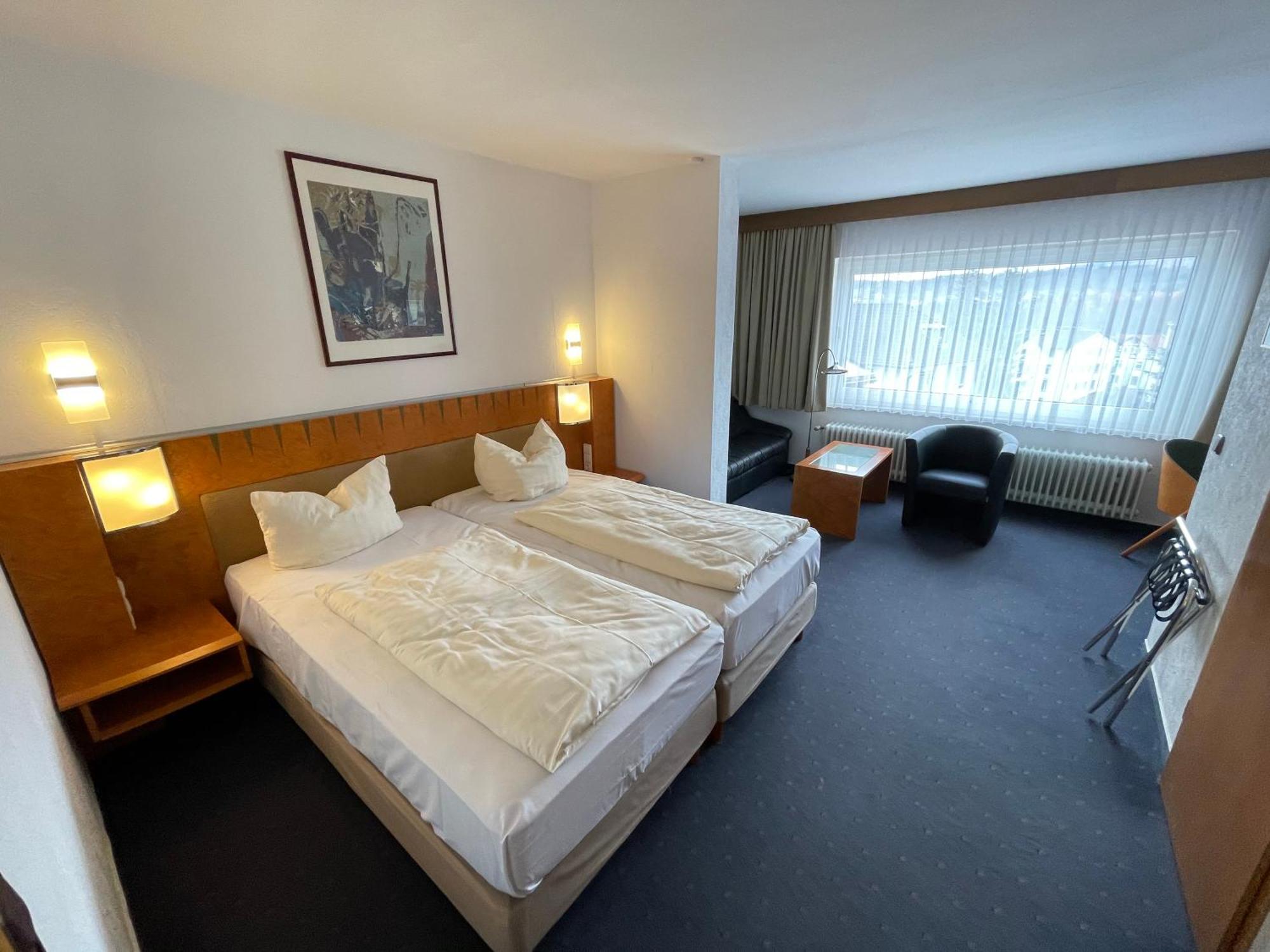 Hotel Martina Бад-Зоден-Аллендорф Экстерьер фото